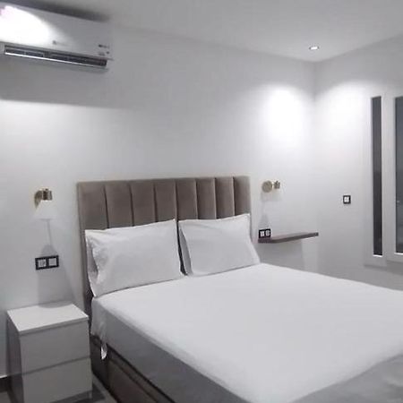Res Abdelaziz 5 Min De La Plage Only For Families Apartment Martil Bagian luar foto